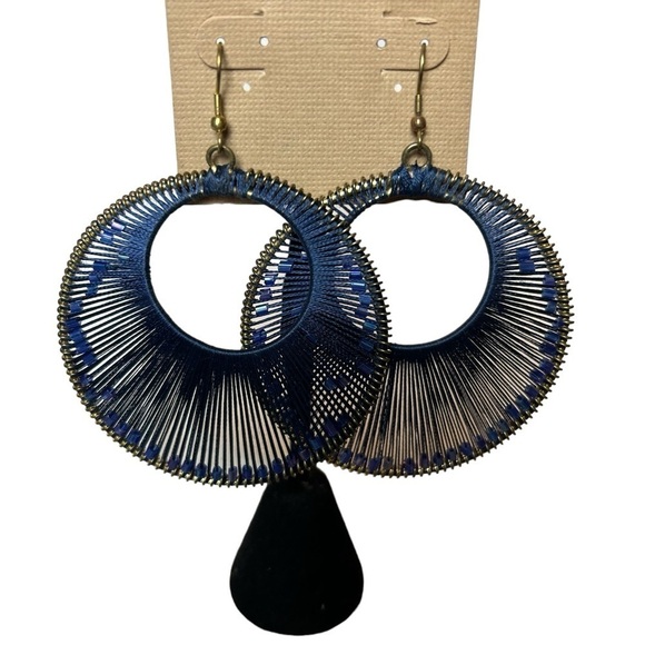 Large Blue Circular Hoop Blue Crystal Beads Woven Inside String Pierced Earrings - Picture 12 of 12